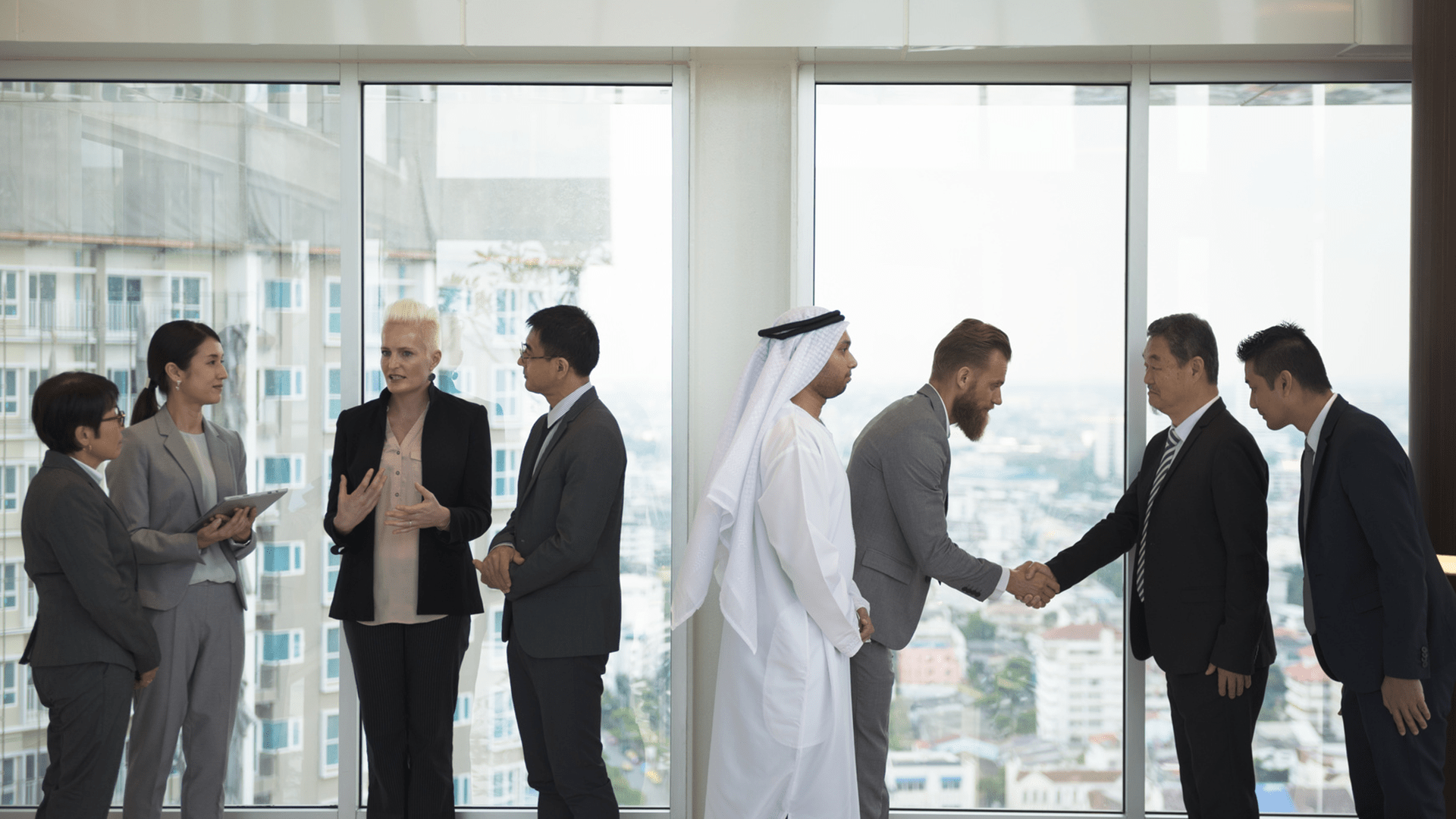 Intercultural Negotiations with Synergy